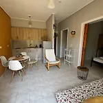 Katerinas Εξοχικό σπίτι *